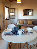 Emmanouil Airport Beach Apartment