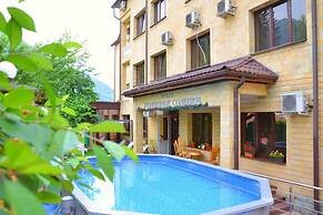 Utomlyonnye Solntsem