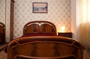 Utomlyonnye Solntsem