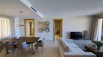 Luxurious Apartment With Spa Area