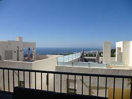 Luxurious Apartment With Spa Area