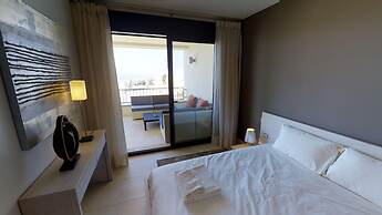 Luxurious Apartment With Spa Area