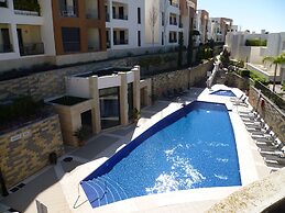 Luxurious Apartment With Spa Area