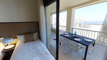 Luxurious Apartment With Spa Area