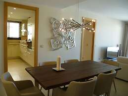 Luxurious Apartment With Spa Area