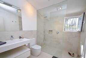 Great Villa Near Beach & Marbella