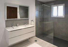 Villa Near Beach In Marbella