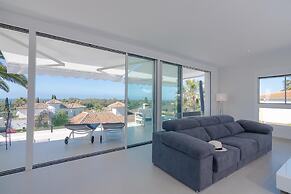 Villa Near Beach In Marbella