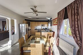 Villa Near Beach In Marbella