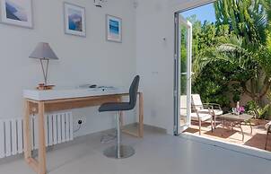 Villa Near Beach In Marbella