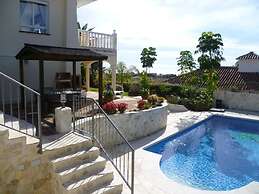 Villa Near Beach In Marbella
