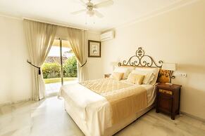 Villa Near Beach In Marbella