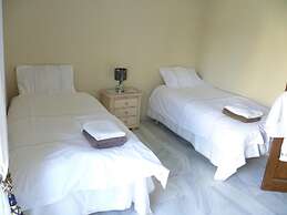 Villa Near Beach In Marbella