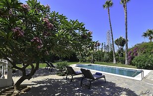 Beautiful Villa Near Beach - Marbella