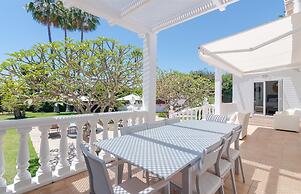 Beautiful Villa Near Beach - Marbella