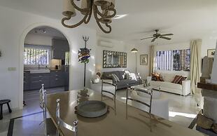 Beautiful Villa Near Beach - Marbella