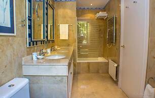 Fabulous Villa 200 M From Beach