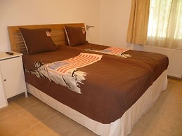 Luxury Villa With Pool & Jacuzzi