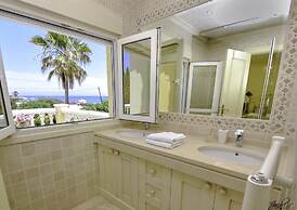 Exquisite Villa 50m To Beach