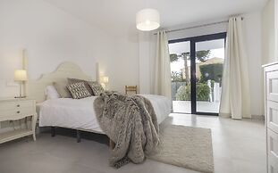 Wonderful Villa Near Beach