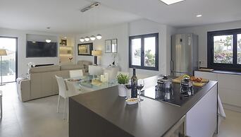 Wonderful Villa Near Beach