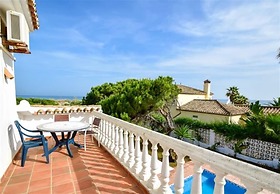 Cutest Beach Villa - 30 M To Beach