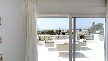 Exquisite Villa Near Beach - Heated Pool