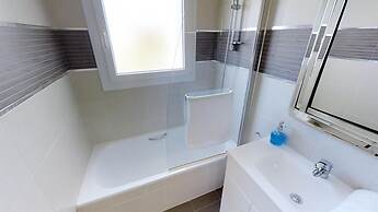 Exquisite Villa Near Beach - Heated Pool