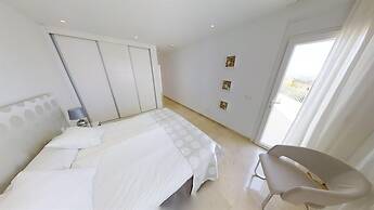 Exquisite Villa Near Beach - Heated Pool