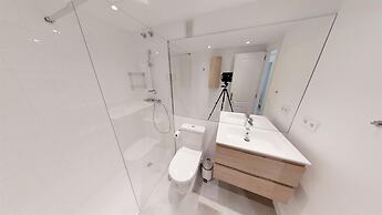 Modern Apartment Near Puerto Banus