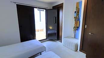 Beautiful Penthouse Near Beach