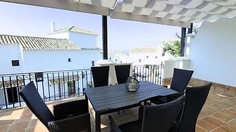 Beautiful Penthouse Near Beach