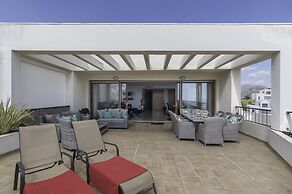 Great Penthouse Near Beach