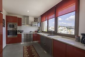 Great Penthouse Near Beach