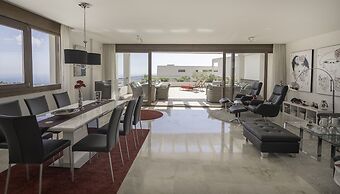 Great Penthouse Near Beach