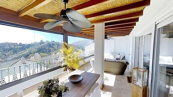 Outstanding Penthouse Near Puerto Banus