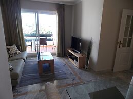 Beachside Apartment Near Puerto Banus