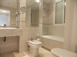 Beachside Apartment Near Puerto Banus