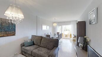 Very Nice Family Apartment, Close To Pool