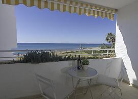 Frontline Duplex With Paradisiacal Views