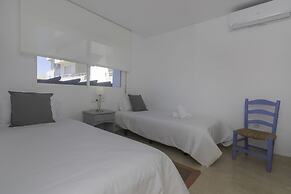 Frontline Duplex With Paradisiacal Views