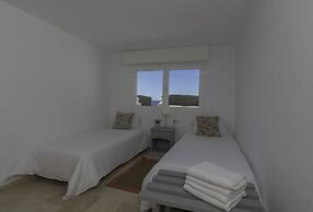 Frontline Duplex With Paradisiacal Views