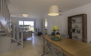 Frontline Duplex With Paradisiacal Views