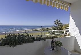 Frontline Duplex With Paradisiacal Views