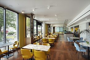 Tower Suites by Blue Orchid