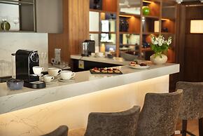 Tower Suites by Blue Orchid