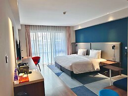 Holiday Inn Express Beijing Shijingshan Lakeview by IHG