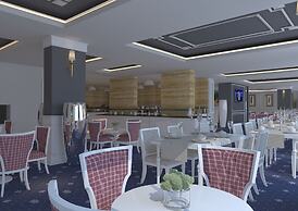 The City Walls Suit Hotel