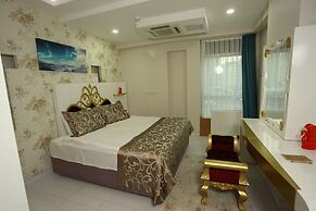 The City Walls Suit Hotel