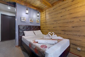 Hotel Randevu Pionerskaya